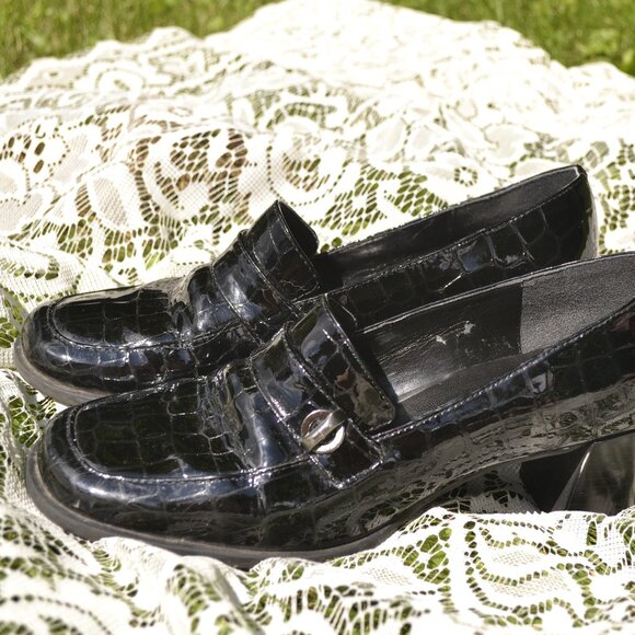 Bandolino Women's Black Crocodile Loafer Size 7.5 Block Heel - Picture 6 of 8